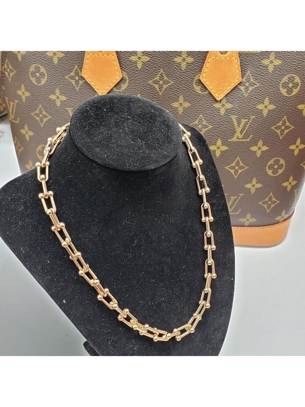 Rose Gold Plated Horse Shoe Necklace Chain